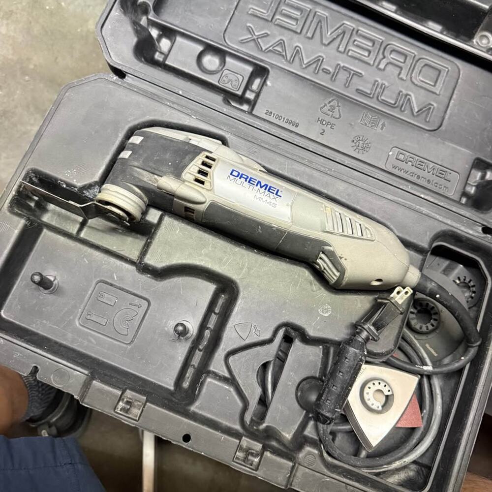 DREMEL MULTI-MAX MM45 4.5 AMP VARIABLE SPEED CORDED OSCILLATING MULTI-TOOL KIT